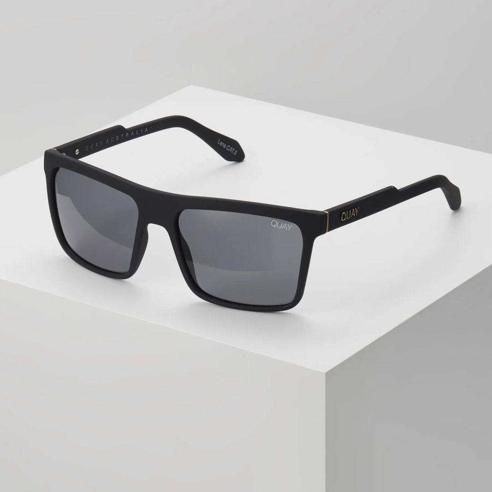 Quay Let It Run Black Sunglasses